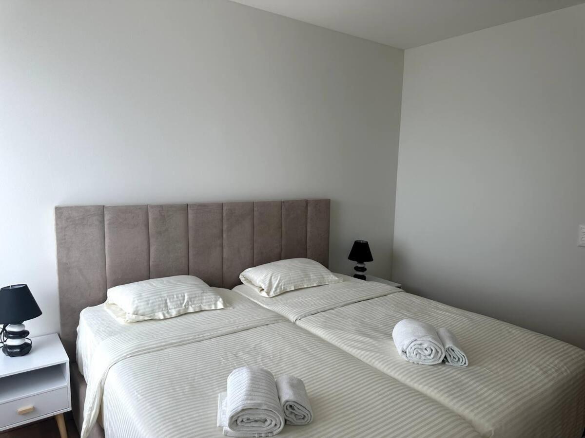 Hotel Du Quai วิลล์เนิฟ ภายนอก รูปภาพ